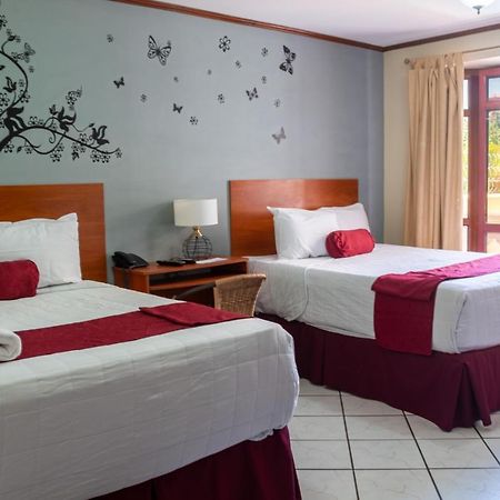 Hotel Fotherhouse San Salvador Exterior foto