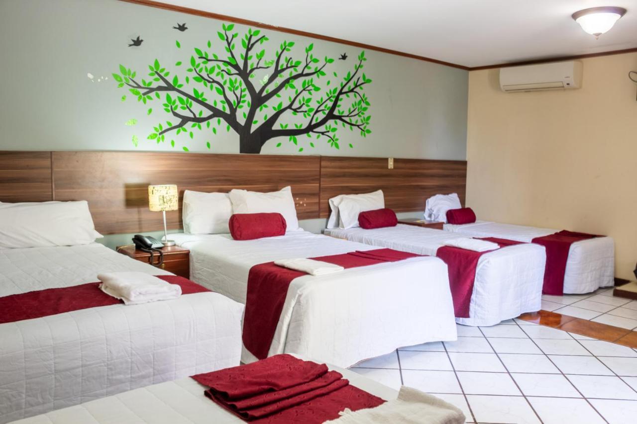 Hotel Fotherhouse San Salvador Exterior foto
