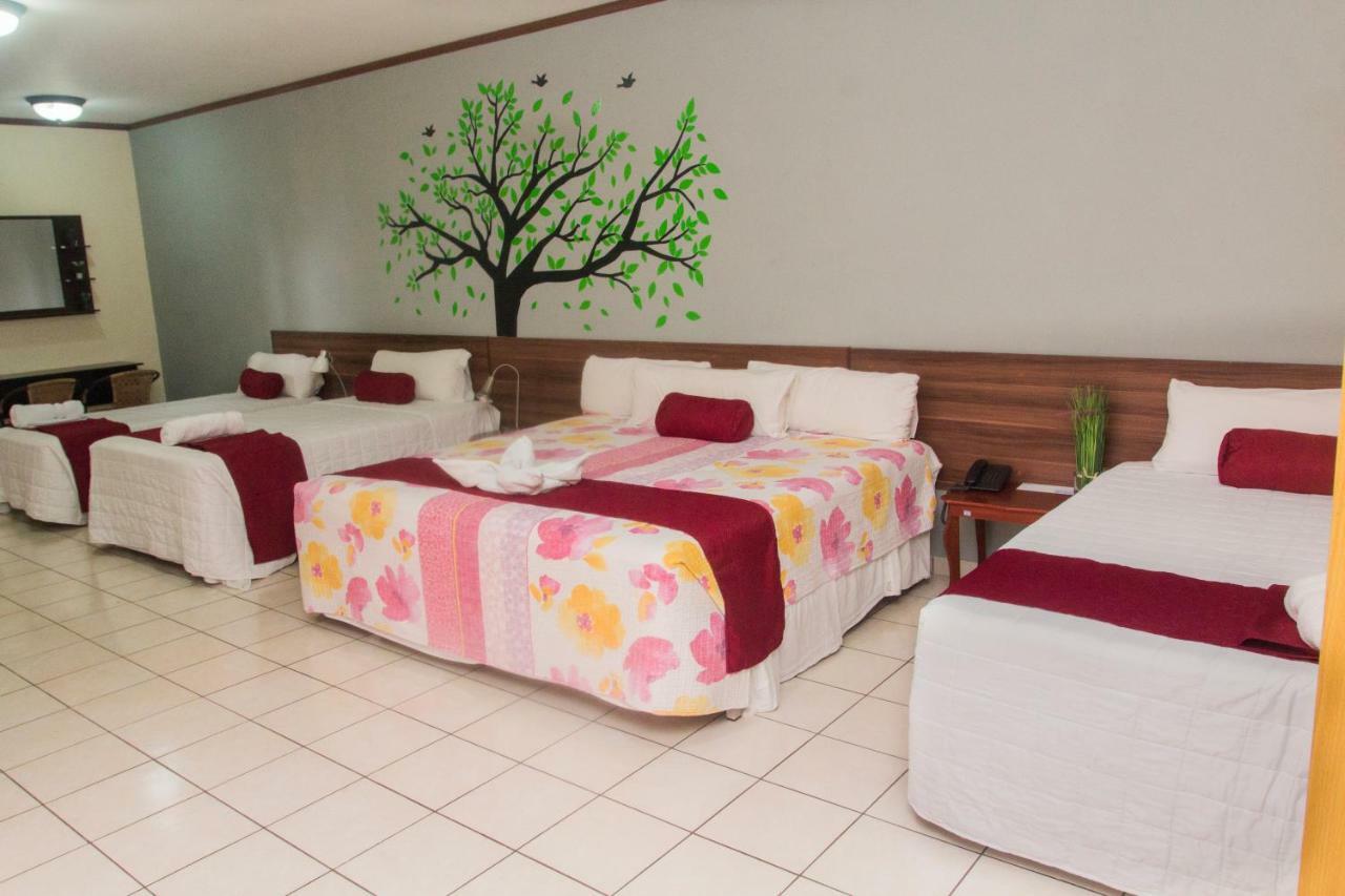 Hotel Fotherhouse San Salvador Exterior foto