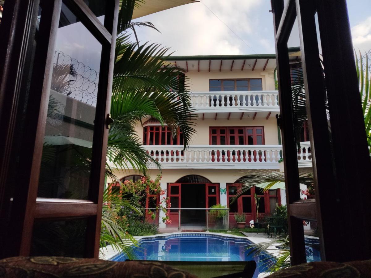 Hotel Fotherhouse San Salvador Exterior foto